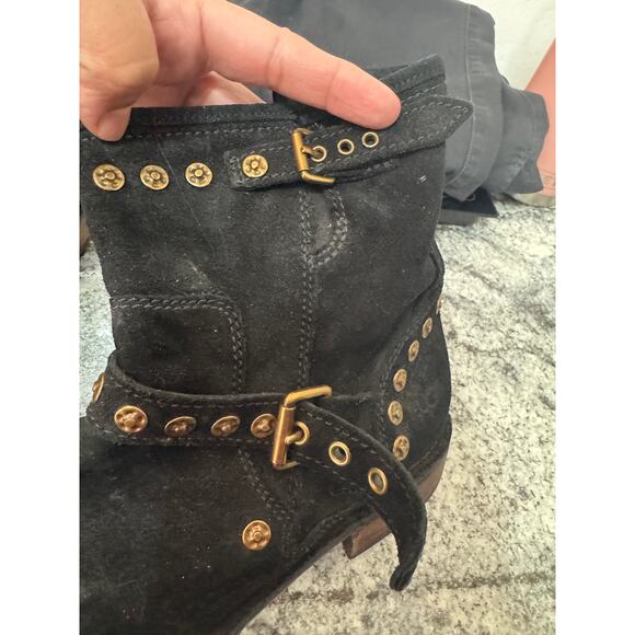 Ugg Women Biker Studded Buckle Black Suade leather Boots Size 7.5 - Picture 9 of 12